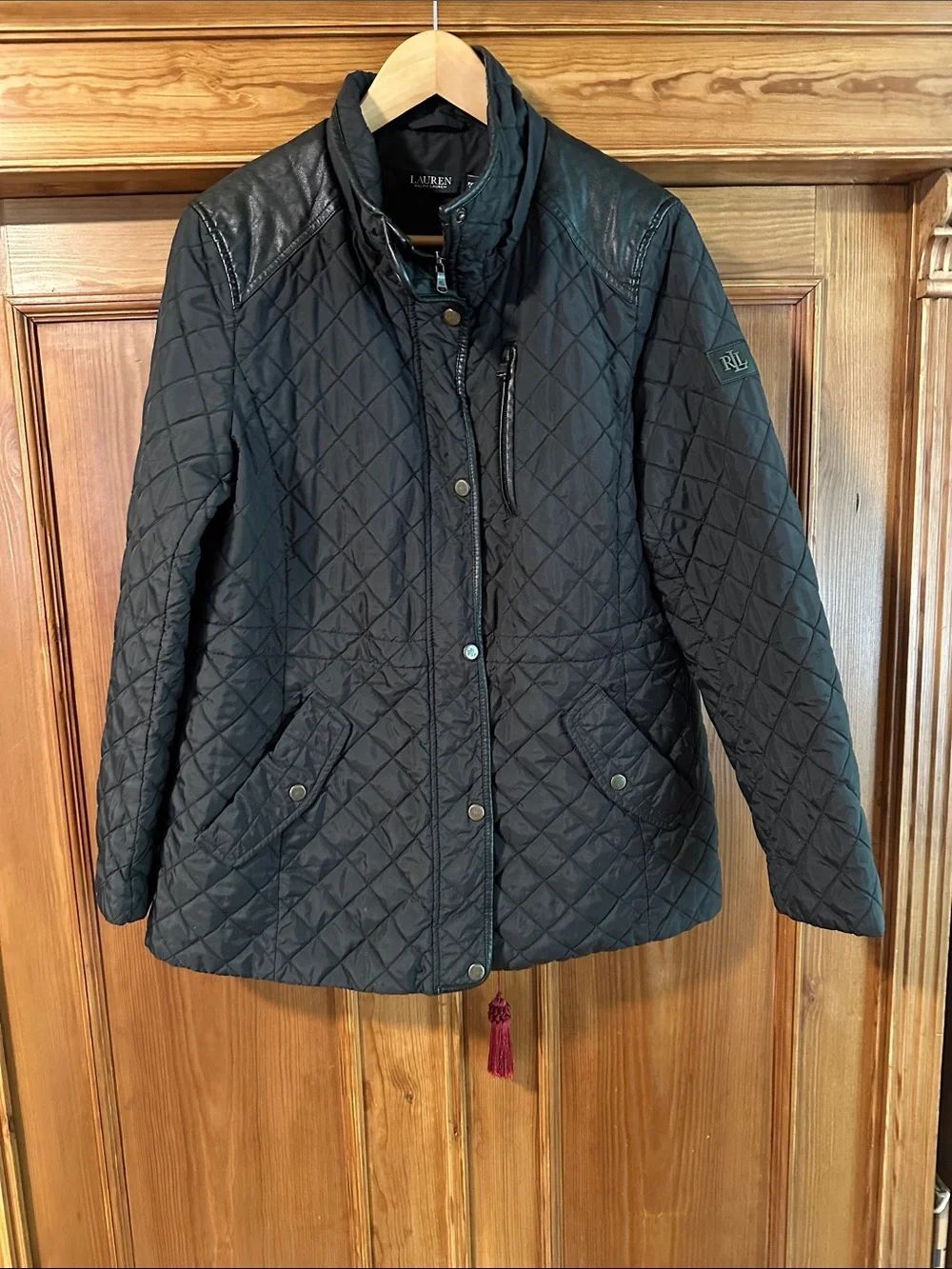 Polo Ralph Lauren
Women's Diamond Quilted
Jacket with Faux Leather size PXL